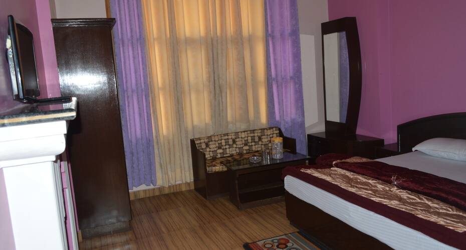 Malari Inn, Joshimath 4